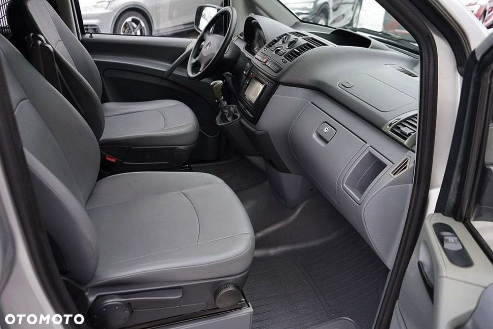 Mercedes-Benz Vito - 17