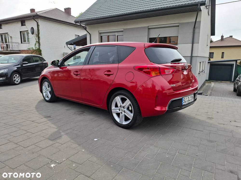 Toyota Auris 1.6 Premium Start - 23