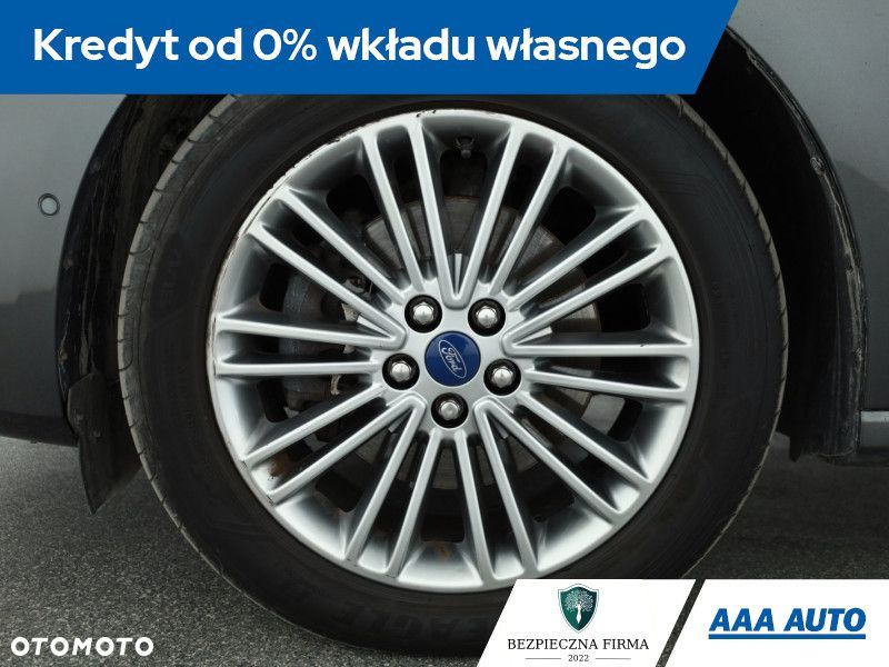 Ford S-Max - 14