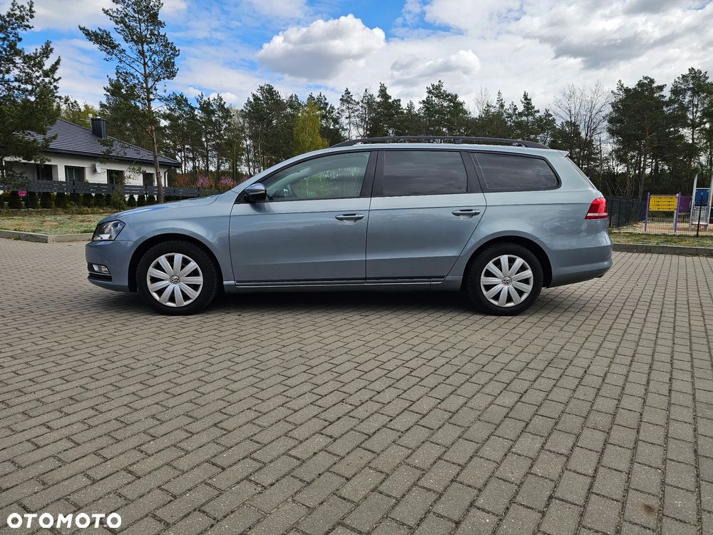 Volkswagen Passat - 2