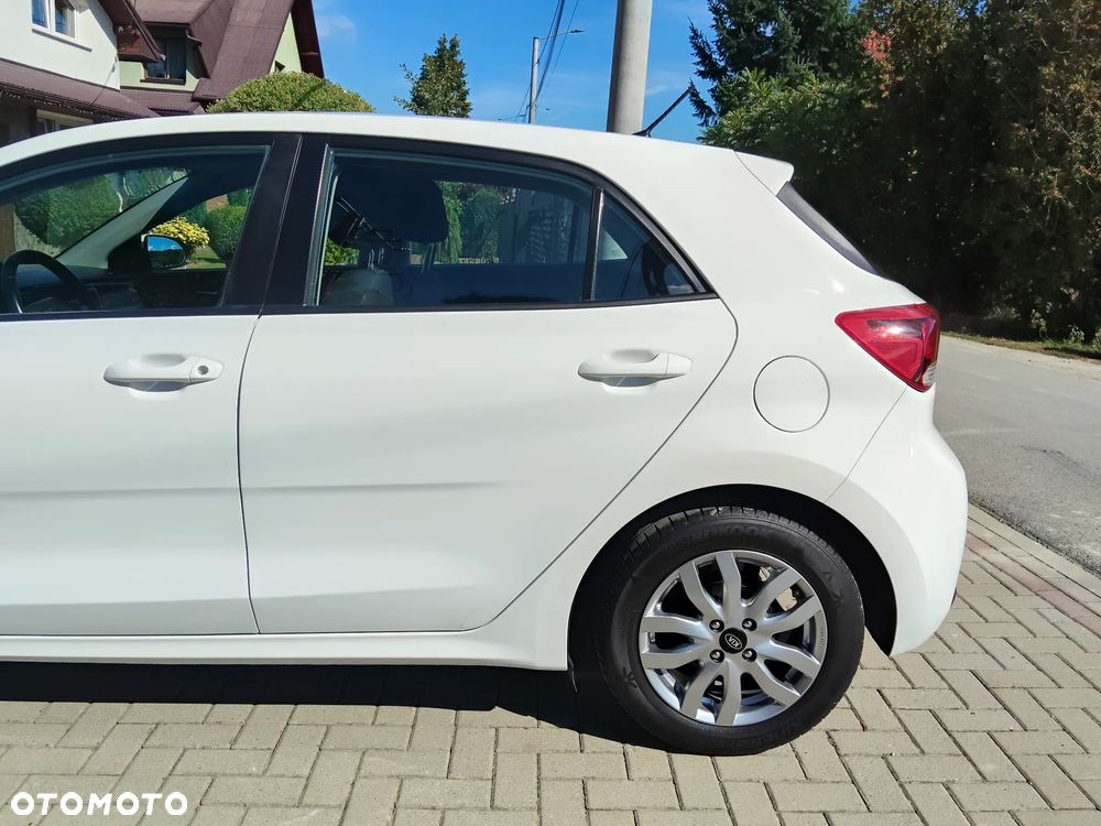 Kia Rio 1.2 Attract - 15