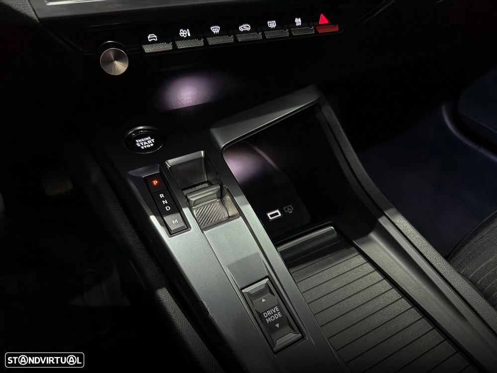 Peugeot 308 SW 1.2 PureTech Allure EAT8 - 27