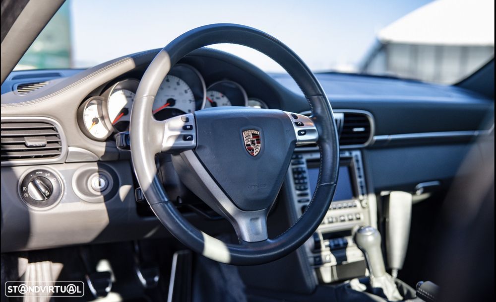 Porsche 911 (997) Carrera S - 13
