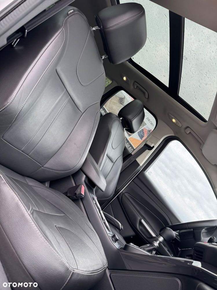Ford Kuga 2.0 TDCi 2x4 Individual - 11