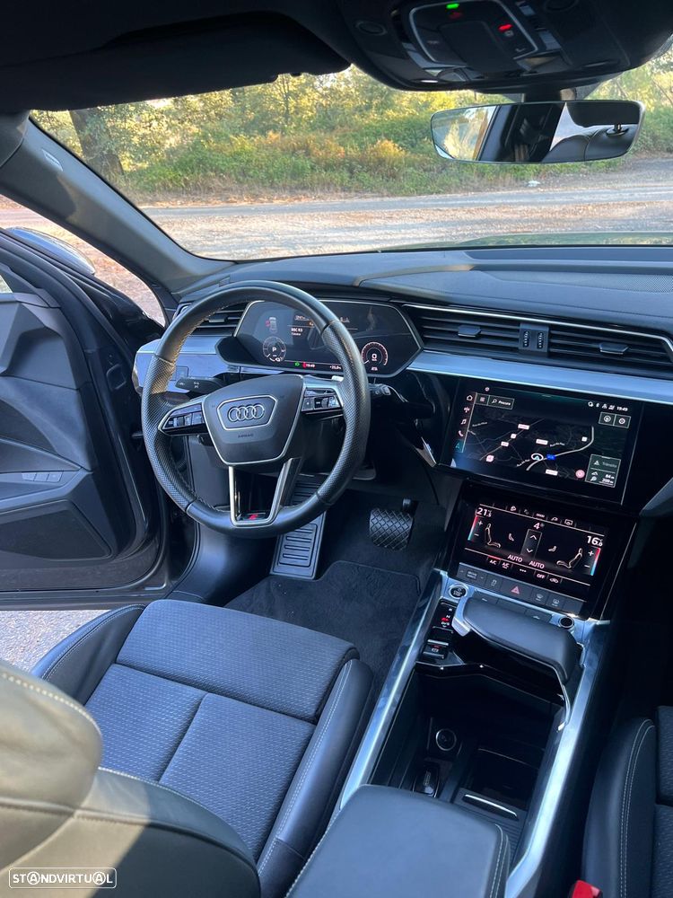 Audi e-tron 55 quattro S line - 52