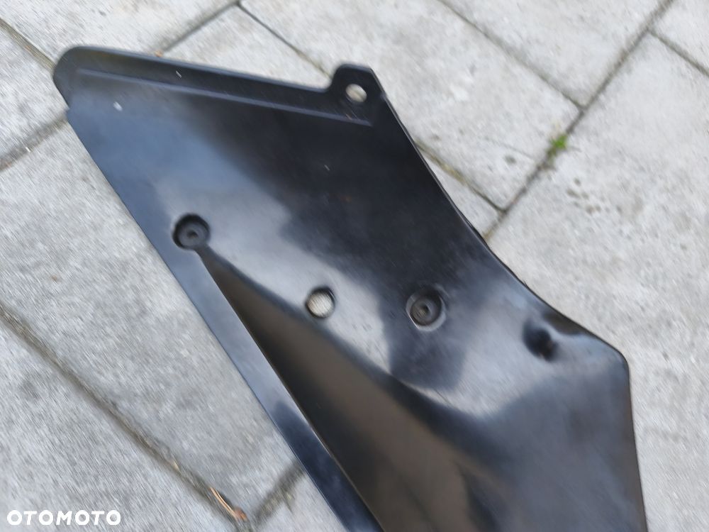 Wypełnienie owiewki Yamaha R1 98-02 - 3