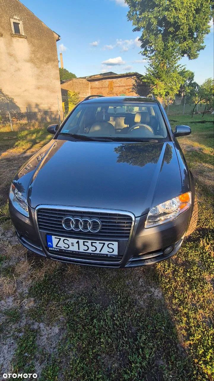 Audi A4 Avant 2.0 TDI - 1
