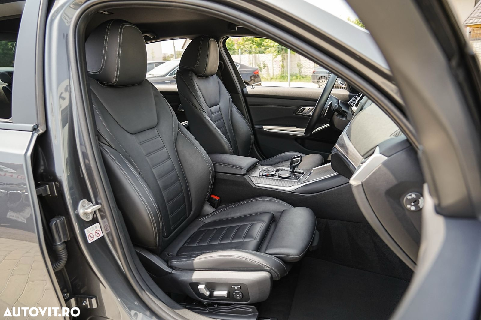 BMW Seria 3 330e Aut. M Sport - 15