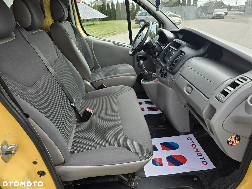 Opel Vivaro - 13