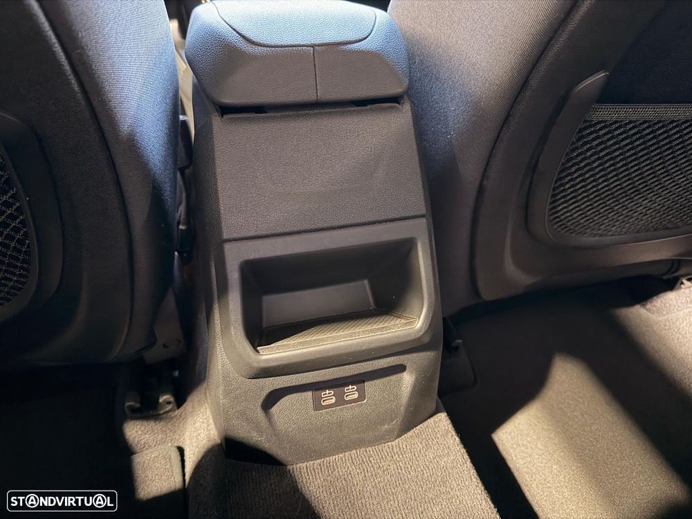 BMW 118 i Auto - 18