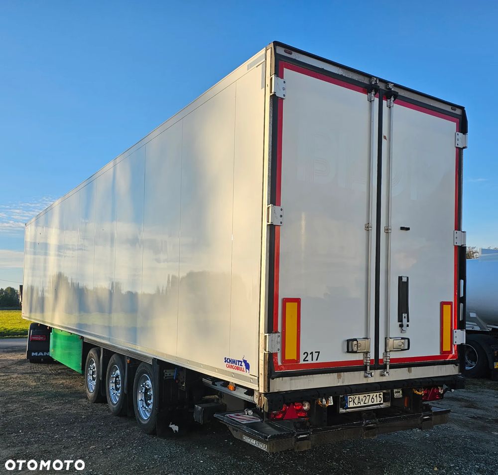 Schmitz Cargobull SKO24 - 12