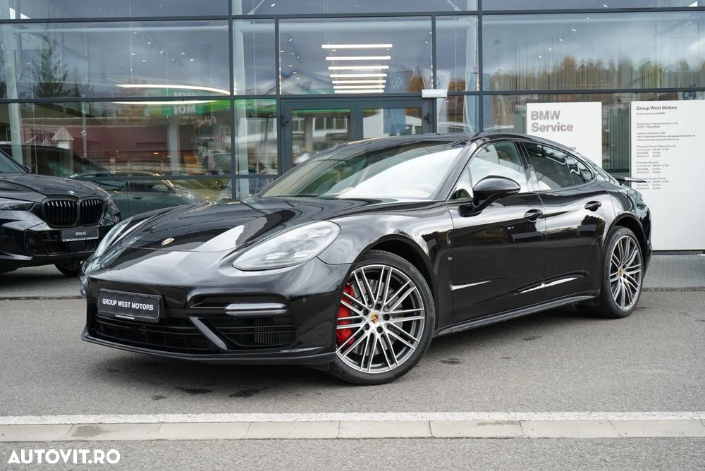 Porsche Panamera - 1