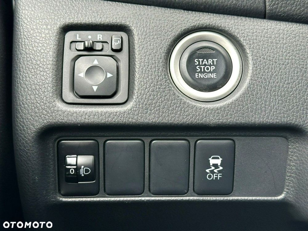 Mitsubishi L200 2.2 d DC Instyle Plus - 33