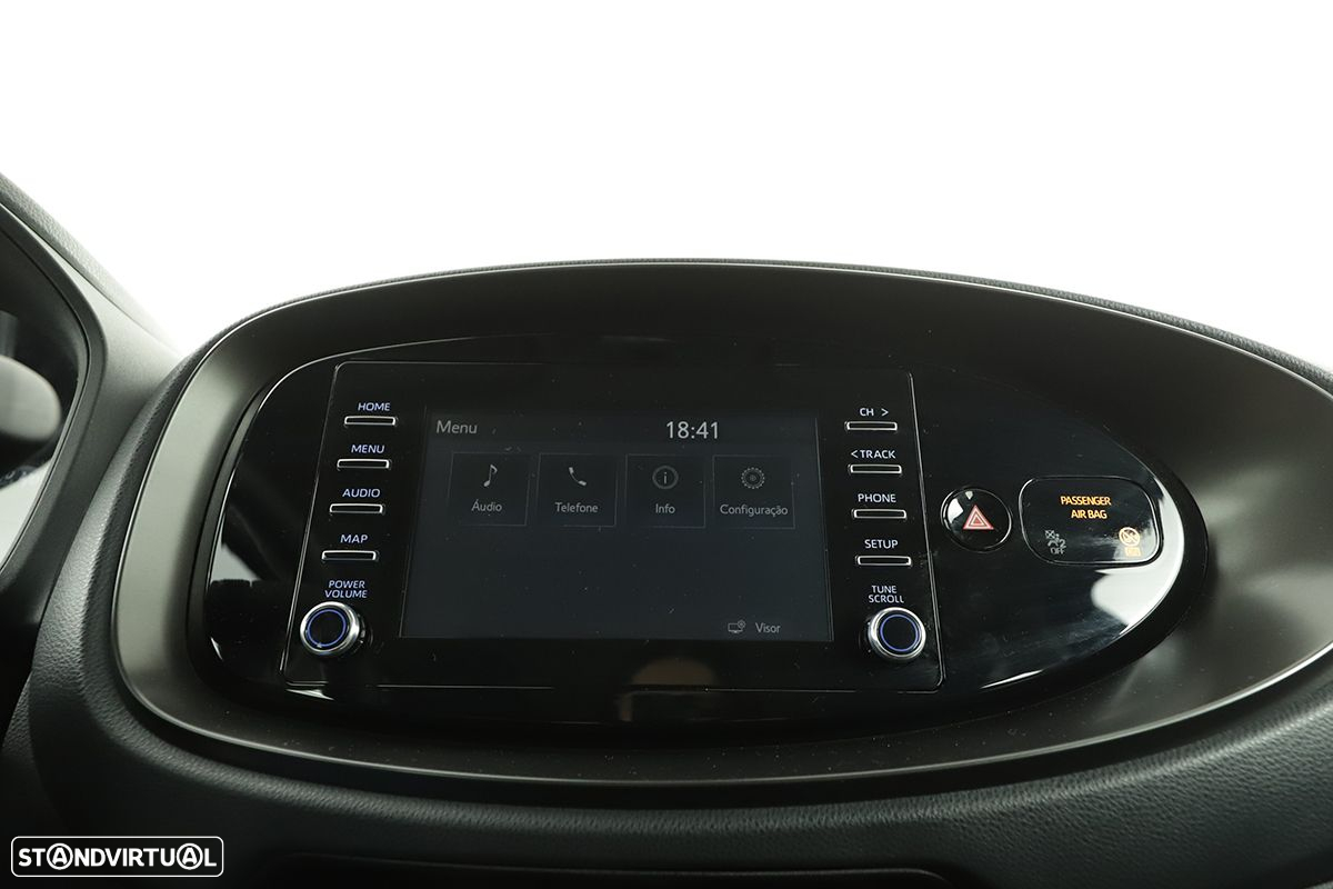 Toyota Aygo 1.0 X-Play - 9