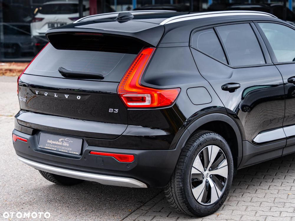 Volvo XC 40 B3 B DKG Plus Bright - 21