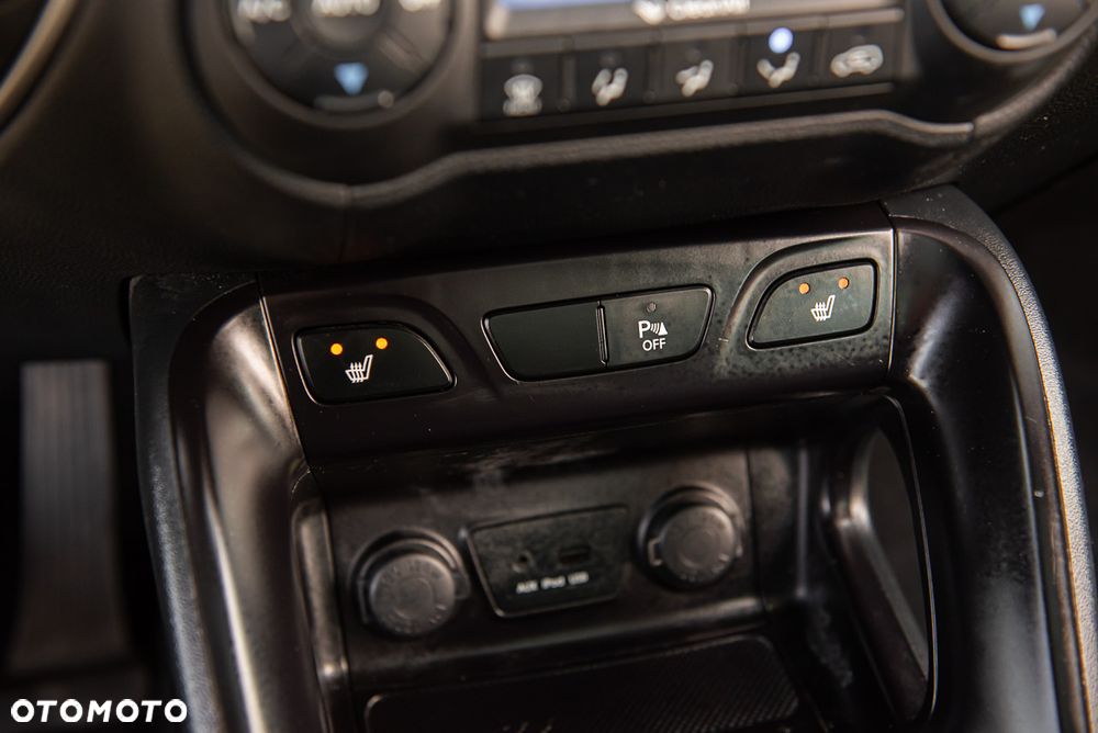 Hyundai ix35 2.0 CRDi 4WD Premium - 24