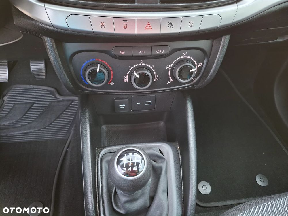 Fiat Tipo 1.4 16v Easy EU6d - 28