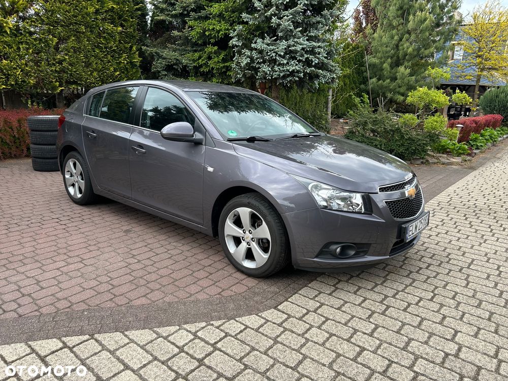 Chevrolet Cruze 1.8 LTZ - 8