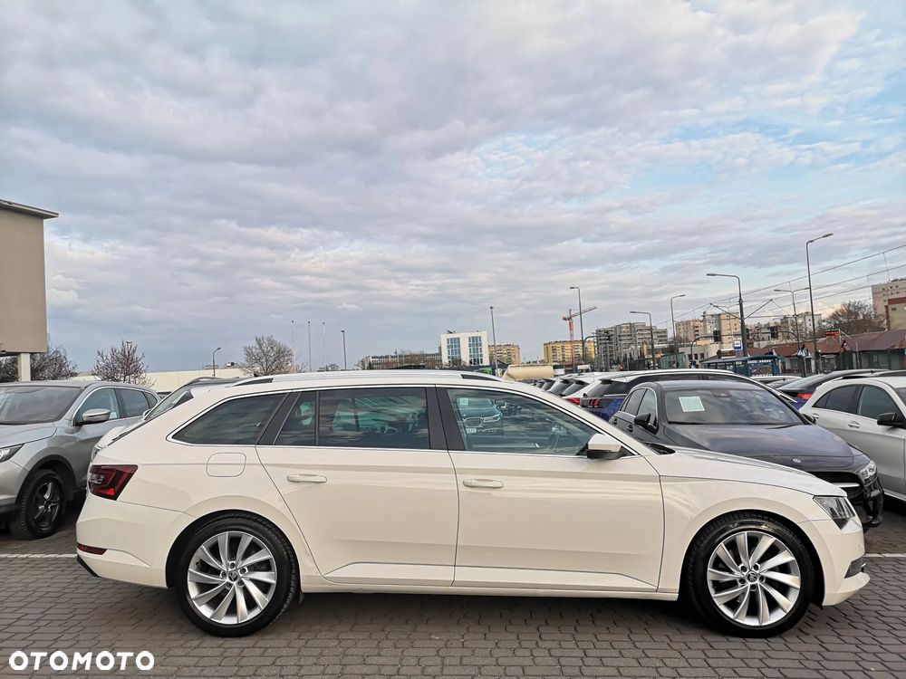 Skoda Superb 2.0 TDI 4x4 Style DSG - 5