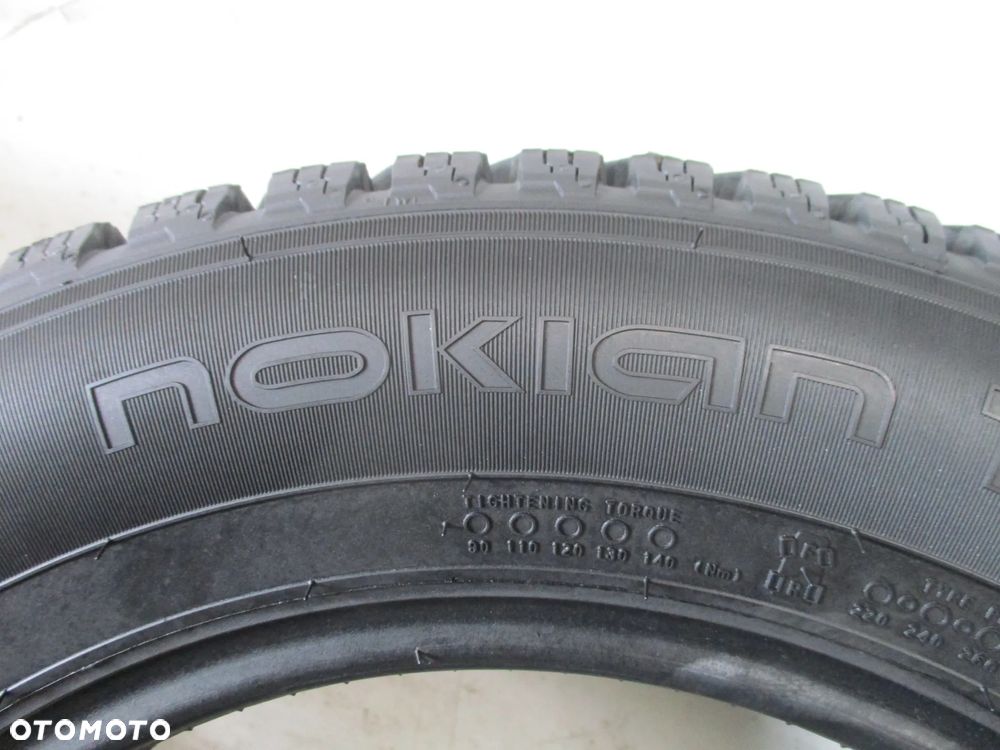 OPONY 185 65 15 92T NOKIAN - ZIMA - 3