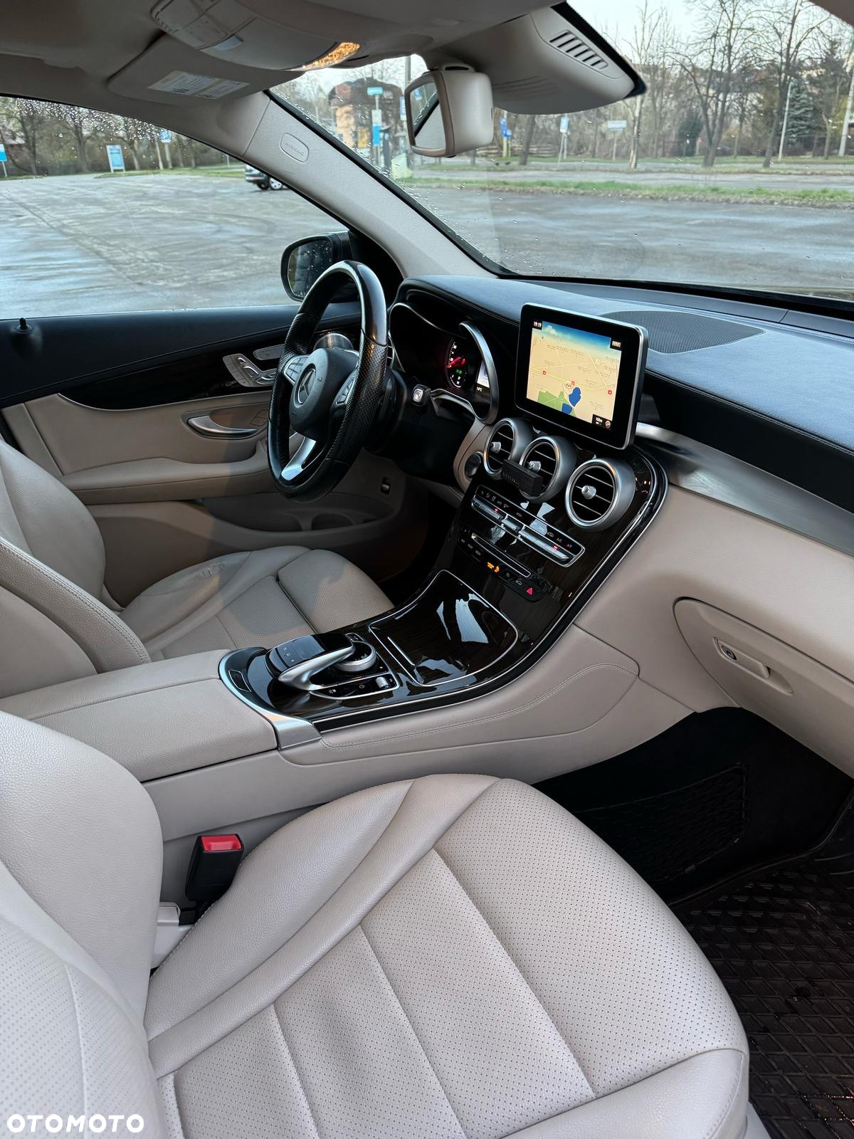 Mercedes-Benz GLC 300 4Matic 9G-TRONIC - 5