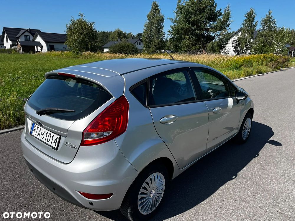Ford Fiesta - 6