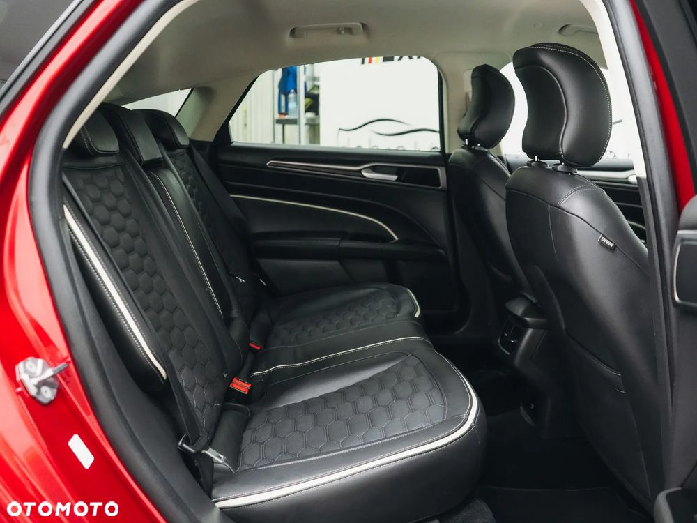 Ford Mondeo 2.0 EcoBlue Vignale - 35