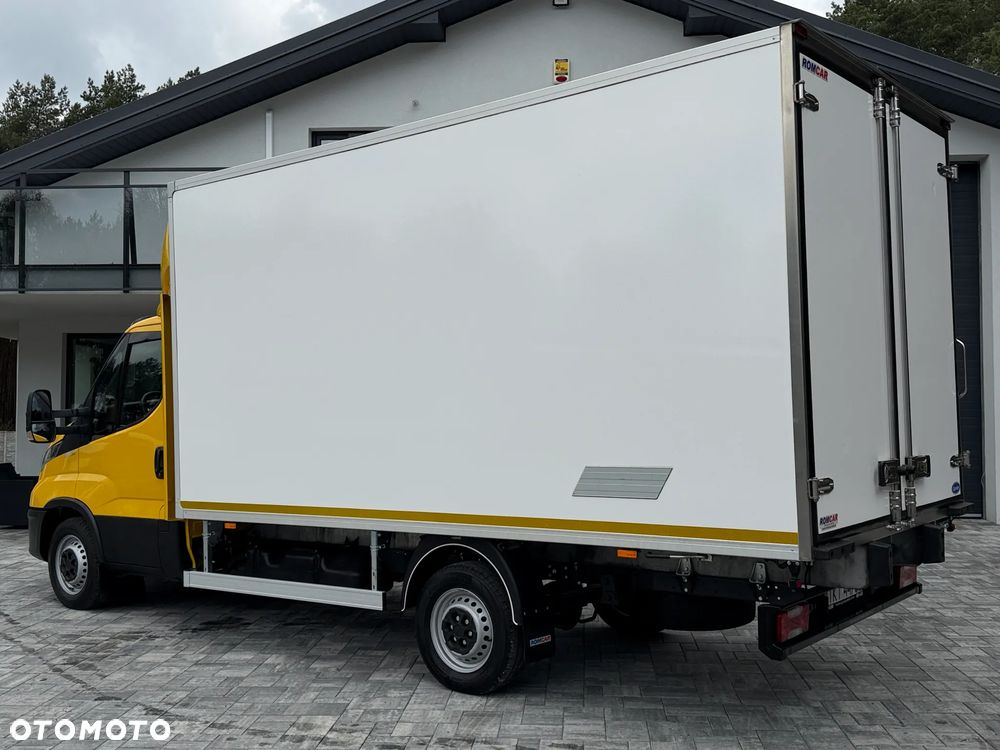 Iveco 35S16 3.0l Chłodnia 8 Palet / Agregat Carrier Viento / Izoterma RomCar / Unikatowy stan / Nowe opony / Serwisowany w aso / FV23% - 10