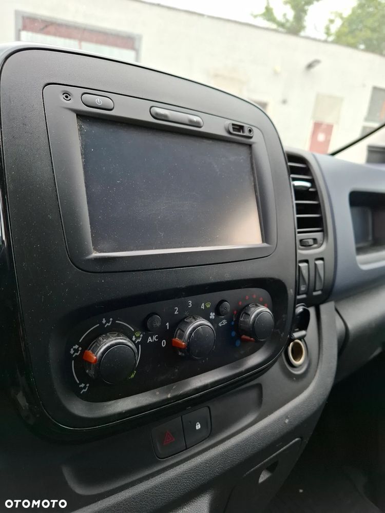 Opel Vivaro - 14