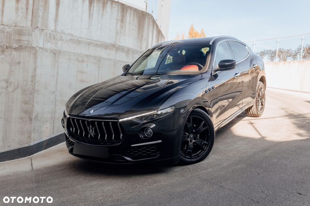 Maserati Levante - 1