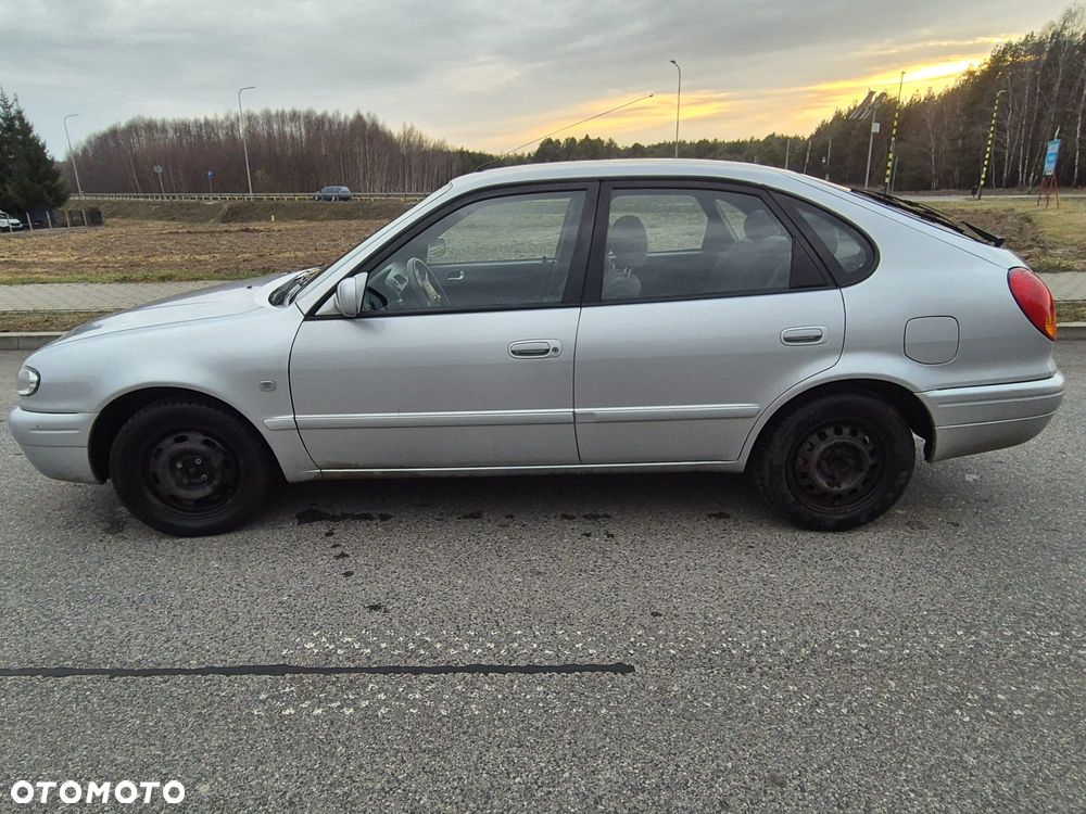 Toyota Corolla 1.6 Linea Sol - 9
