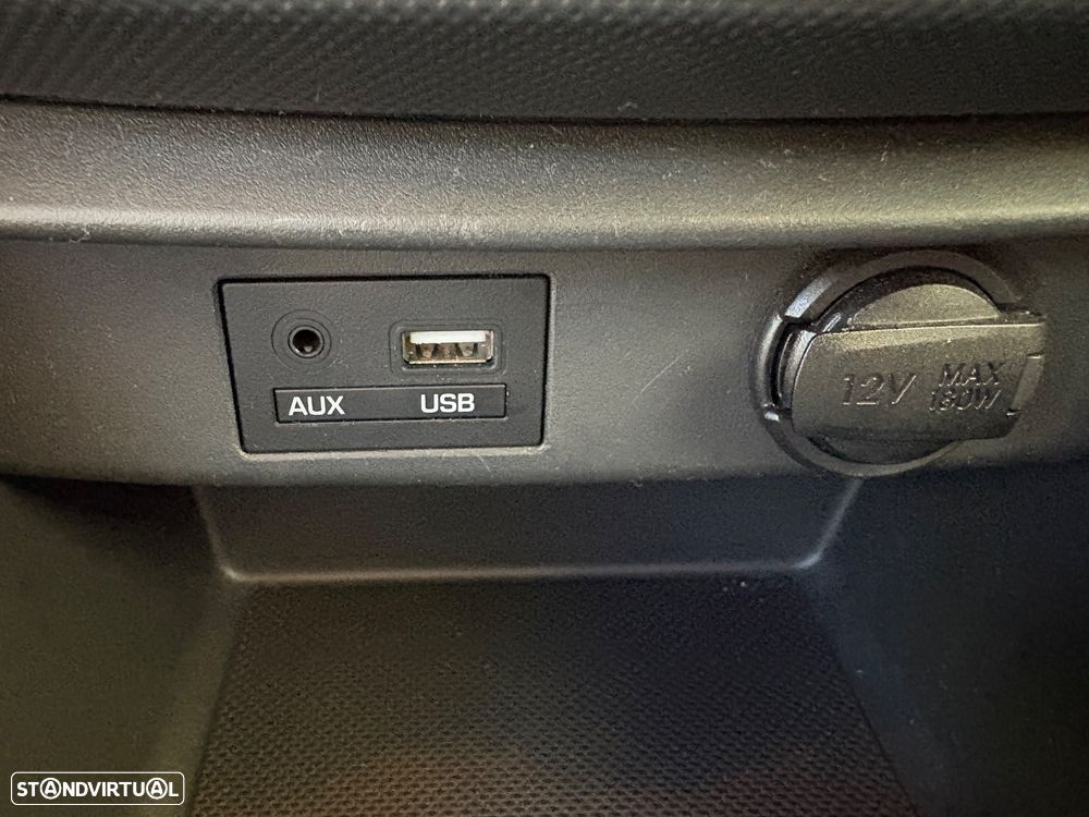 Hyundai i10 1.0 Comfort AMT - 18