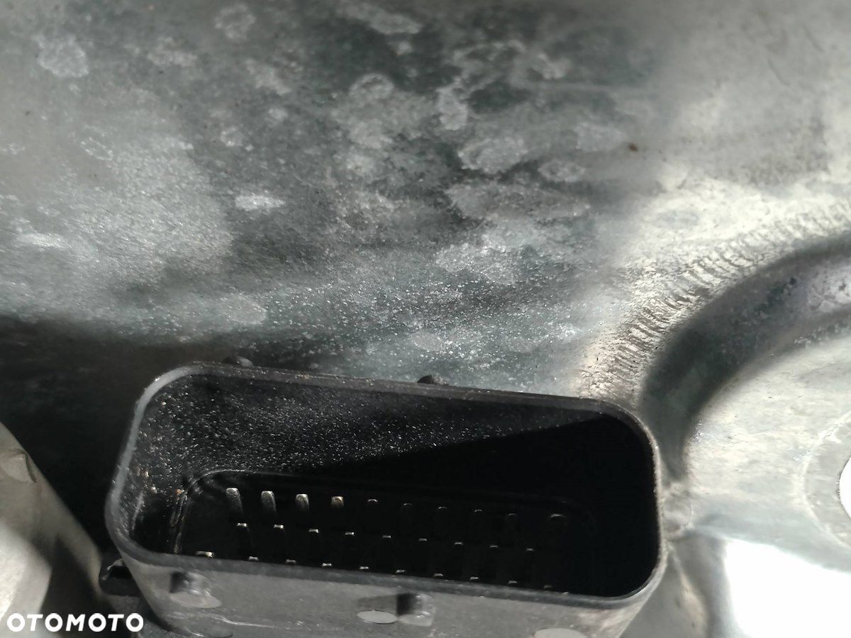 PODNOŚNIK SZYBY PRAWY PRZÓD ZE STELAŻEM VW PASSAT B5 3B4837756A  101434-200 - 3