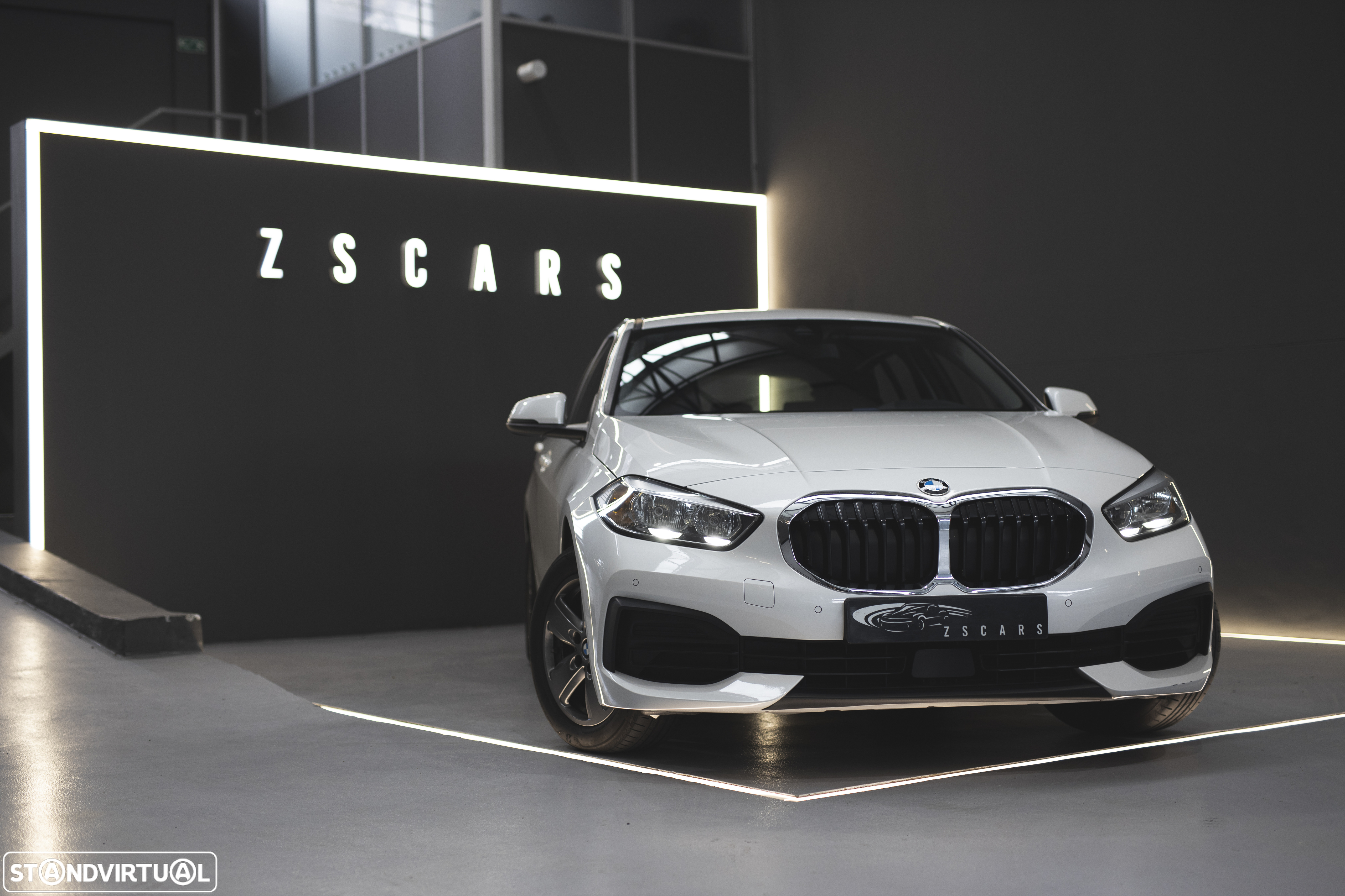 BMW 118 i Advantage Auto - 2