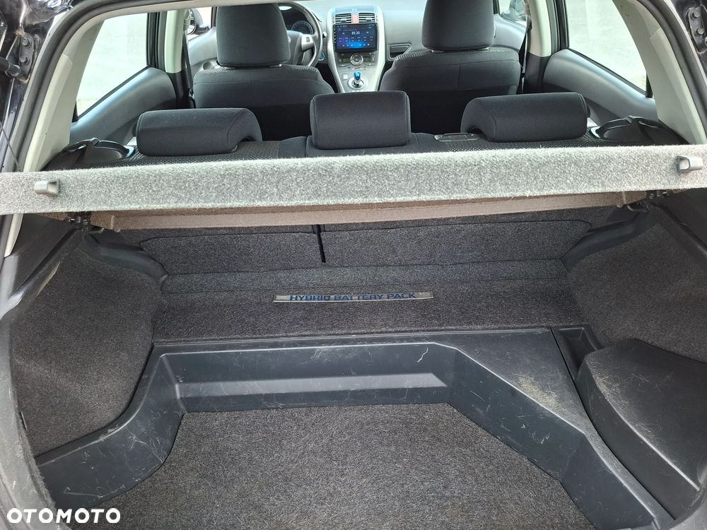 Toyota Auris 1.8 HSD Prestige - 11
