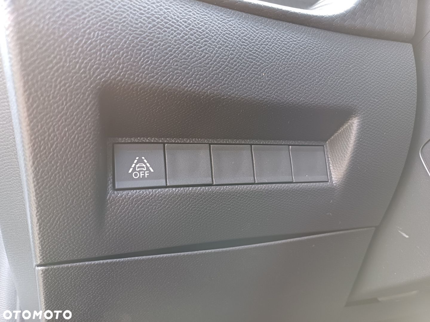 Peugeot 208 e-208 GT - 23