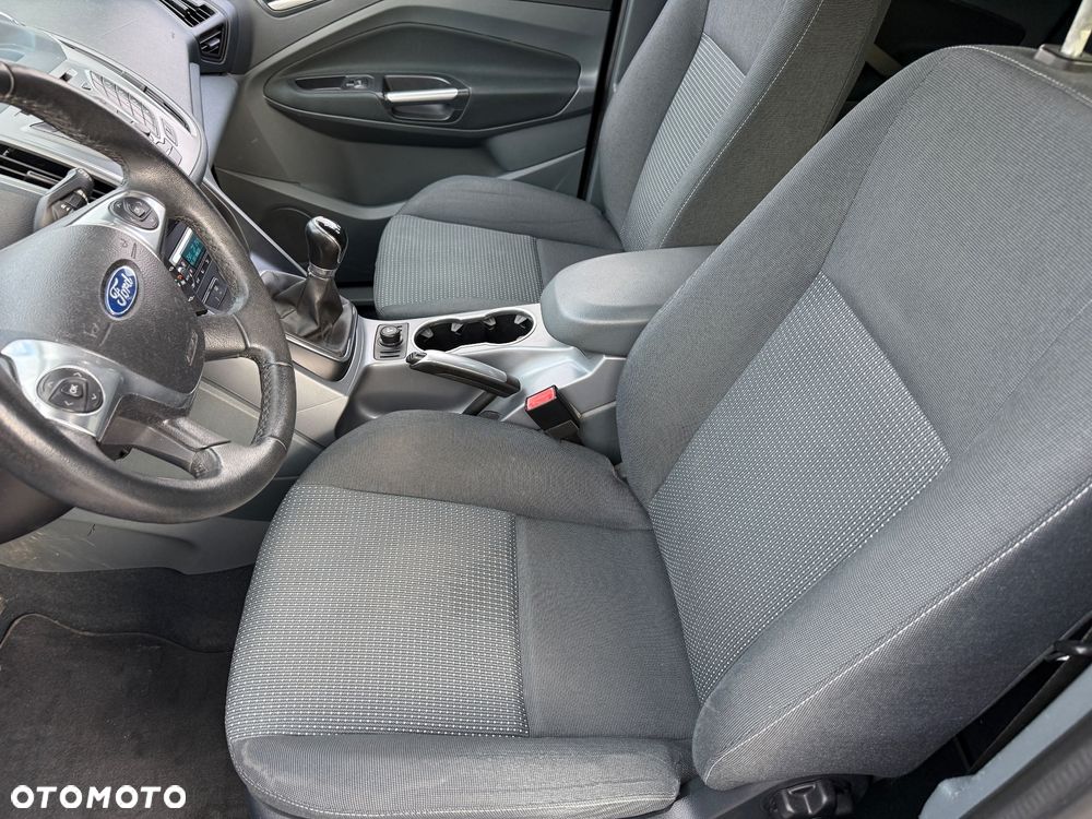 Ford C-MAX 1.6 Titanium - 34