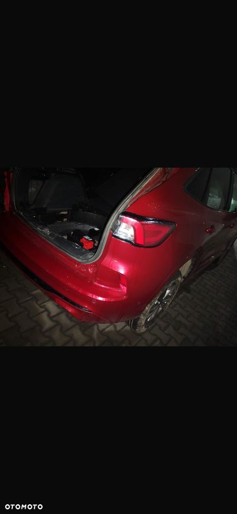 Ford Kuga 2.5P PHEV FWD ST-Line X - 9