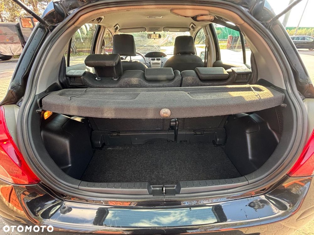 Toyota Yaris 1.33 Sol - 24