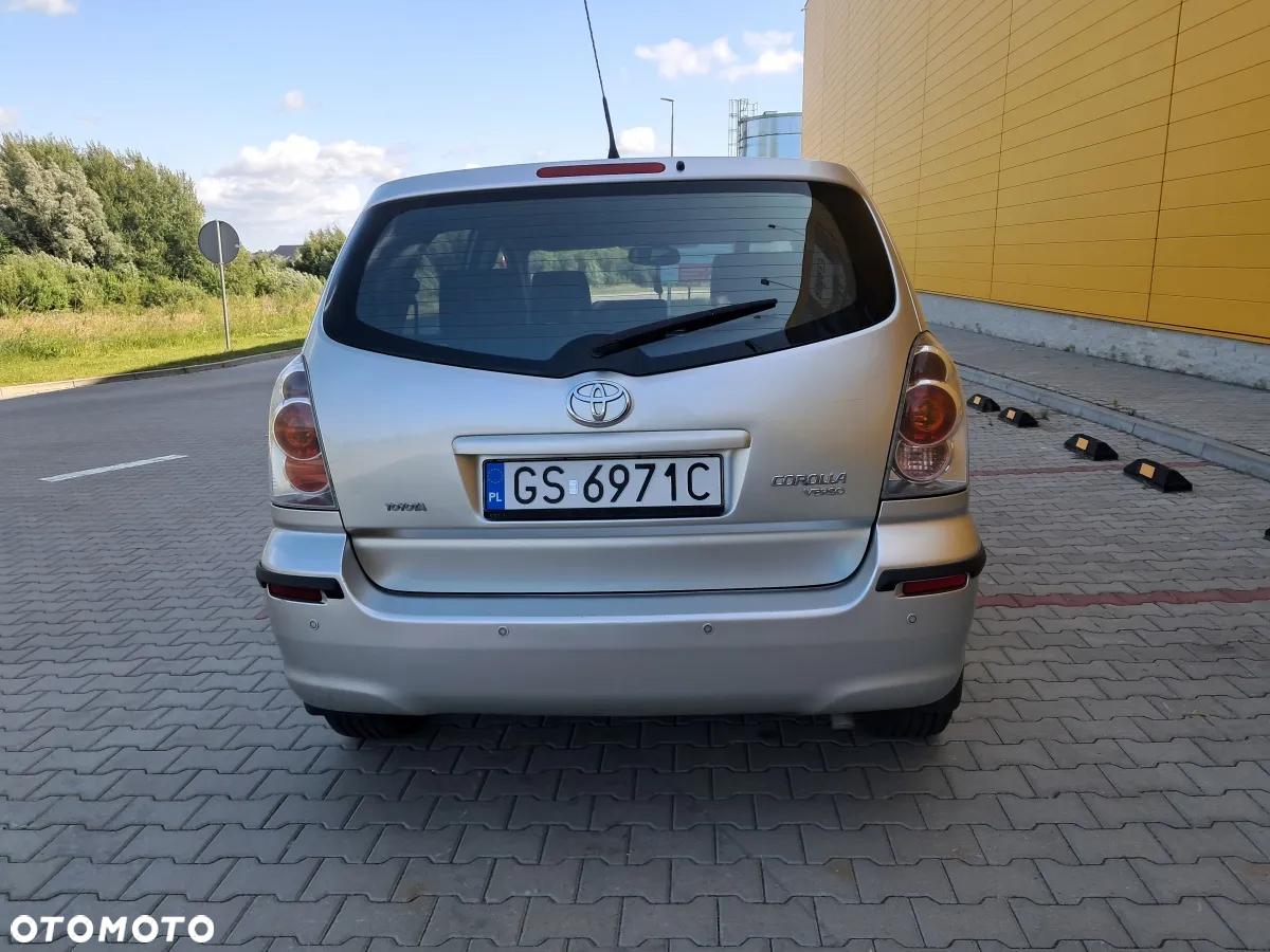 Toyota Corolla Verso 1.8 Sol + 7os MM - 6