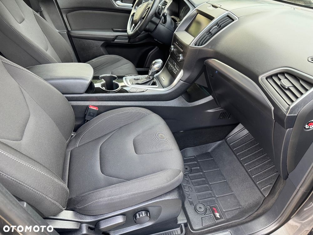 Ford S-Max 2.0 TDCi Titanium PowerShift - 6