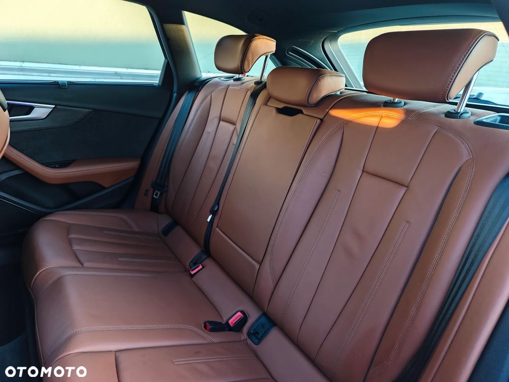 Audi A4 Allroad - 11