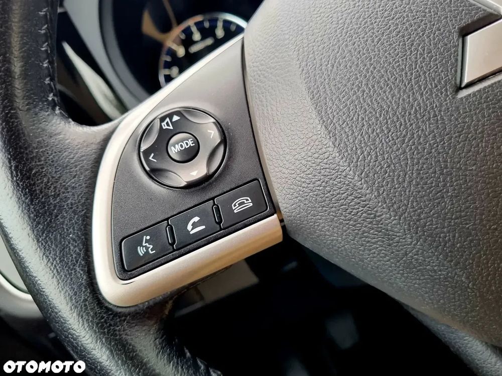 Mitsubishi Outlander 2.0 2WD Invite - 16