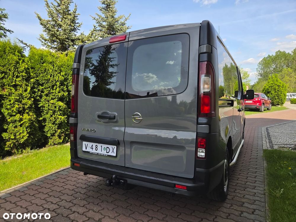Opel Vivaro - 8
