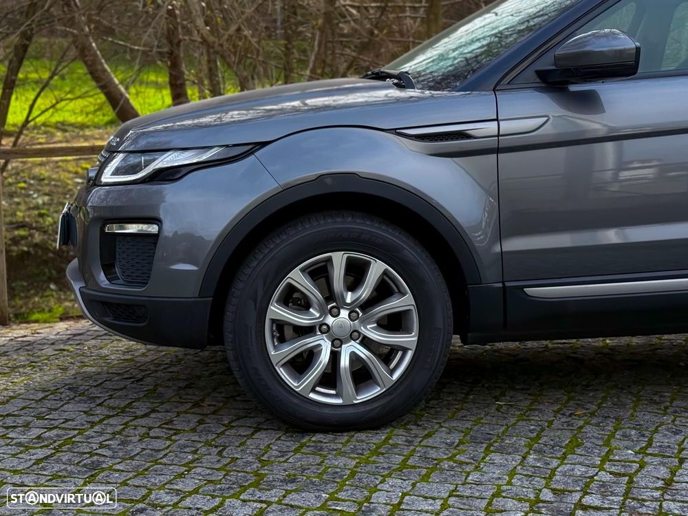 Land Rover Range Rover Evoque 2.0 TD4 SE Dynamic Auto - 3