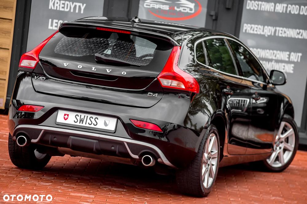Volvo V40 D4 Drive-E R-Design Momentum - 12