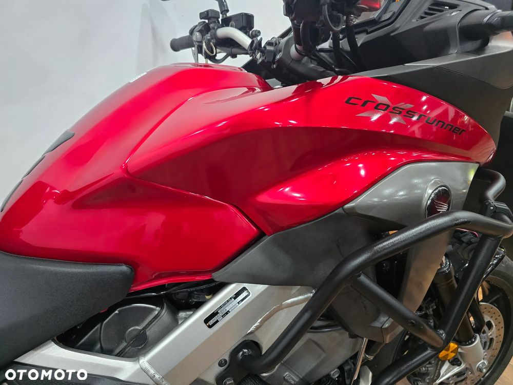 Honda VFR - 22