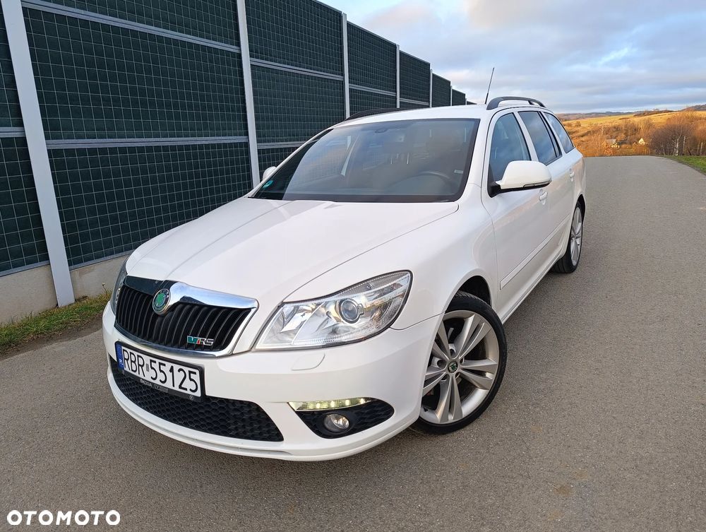 Skoda Octavia 2.0 TDI CR DPF RS - 1