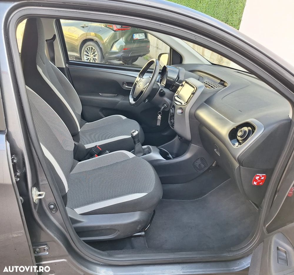 Toyota Aygo 1.0 VVY-I 5 usi X-connect - 18