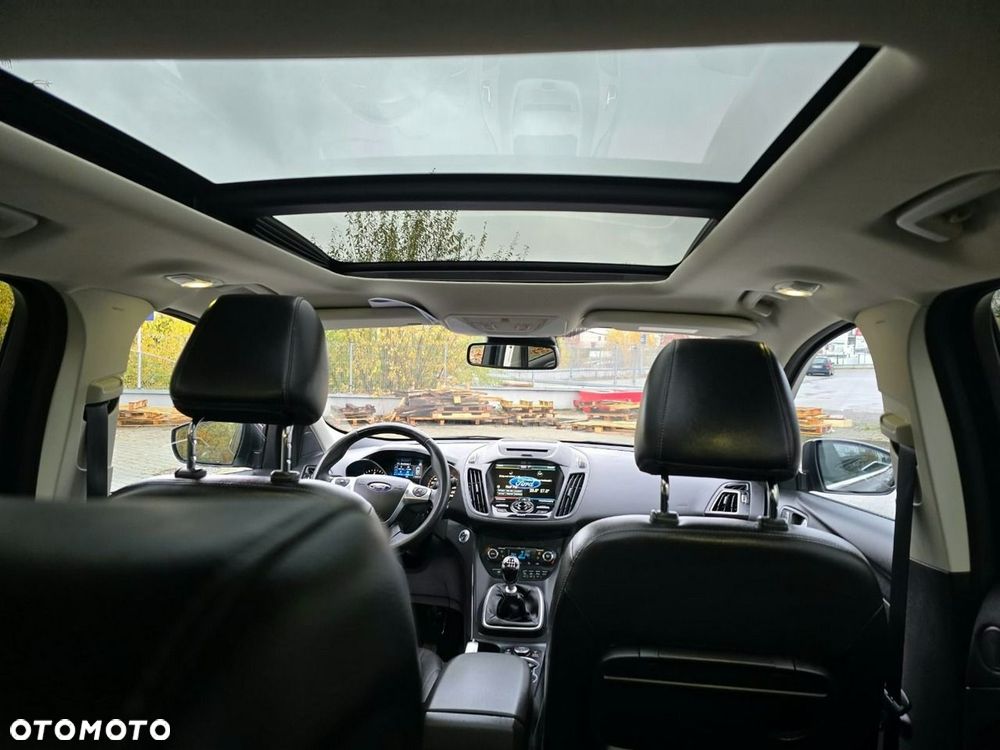 Ford Kuga - 27